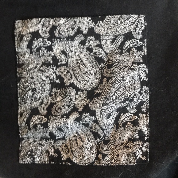 “FOREVER 21 MEN” Black Sweatshirt . - Picture 8 of 8